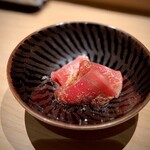 匠 進吾 - このメジ、これは美味しい！！
      20kg程度だそうですが、このバランスの良さこそがメジの魅力♪
      素晴らしい！