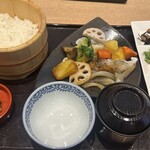 おひつごはん四六時中 - 