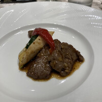 銀座アスター 新宿賓館  - 牛肉のステーキ