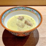 KHAO - ほろほろ鳥　発酵玉葱　青唐辛子