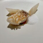 KHAO - 甘鯛、蕪　レッドカレー　こぶみかんの葉