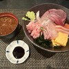 ひびの食堂