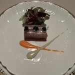 ザンビ - 鮪と帆立貝のミルフィーユ仕立て