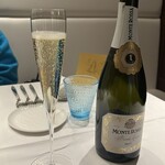 Ristorante Crocifisso - 最近減ったフルートグラス、木村硝子のはやっぱりいいなぁ