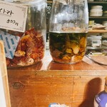 Panch - 牡蠣の燻製オリーブオイル漬け(カウンター目の前に置かれてて‥無くなり次第終了)