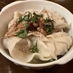 つまみ処 HITOTARASHI - ペリメニ(洋風水餃子)