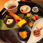 厨 花膳 - 八寸 だし巻き卵 他