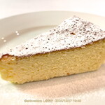 ガストロノミア ヨシ - スフレチーズケーキ