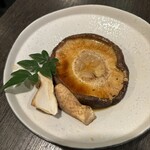 魚と旬菜と日本酒　炙りのどまん中 - 