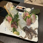 魚と旬菜と日本酒　炙りのどまん中 - 
