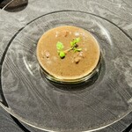 故宮 - 国産牛フィレ肉入り黒トリュフスープ