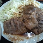 かもだ - まるでステーキ!?
      マグロの頬肉は焼いてもパサパサしません