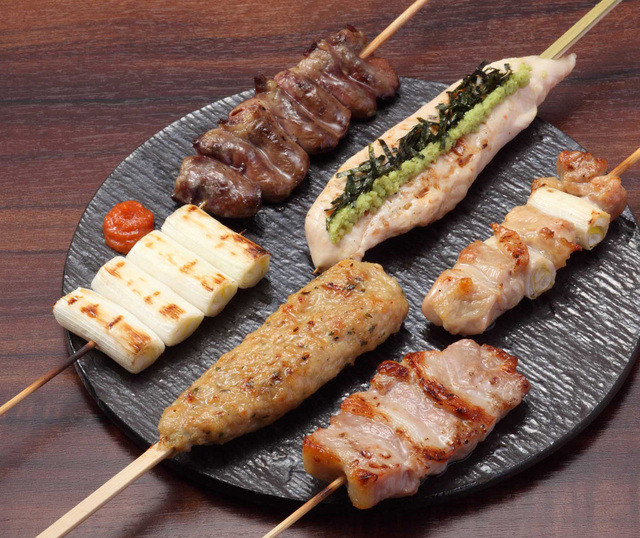 Loites レストラン 飲食店の検索 串 串焼き盛り合わせ 博多満月八丁堀店