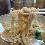 ラーメン仙花 - 麺