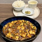 龍騰虎躍 - 四川麻婆豆腐セット