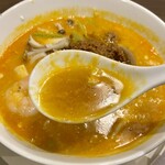 龍騰虎躍 - コクのあるスープ