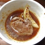 萬里 - ジンギスカン ＆ 玉ねぎ（醤油ダレに付けて）