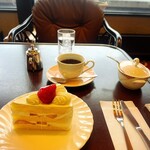 サンセットラウンジ - 