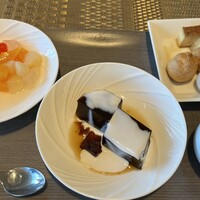 MIDO RESTAURANT PIC NIKA - 