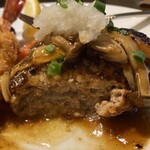 ラトリエ プリュ - ハンバーグ（2024年12月28日撮影）