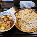 金豚雲 - 肉汁うどん(中)。