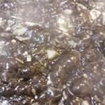 ひょうたん - ブラックもんじゃ（1200円位？）イカスミ、トマトソースのイタリアンな味のもんじゃ。ひょうたんオリジナルで、美味しかったです。