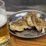 お好み焼き ふじや - 「手羽塩」 昼間っからビール進んじゃうね(´◡͐`)