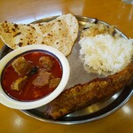 インディアン・レストラン　ロタ - 土曜日のバングラデシュカレーセット