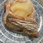 Ｂｒｅａｄ Ｃｒａｆｔ　オオウラ - フルーツデニッシュ〈洋なし〉310円