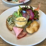 リトルネスト - サラダ仕立ての前菜