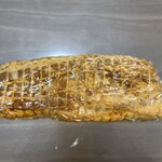 麺や 幸村 - こちらは690gで2700円で購入。ラップに包んでビニール袋に入れて渡してくれます。※予算外