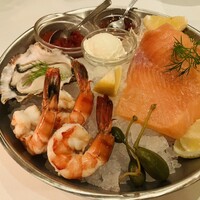 ロウリーズ・ザ・プライムリブ 恵比寿ガーデンプレイス店 - 