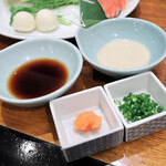 高松甲羅本店 - かにしゃぶ たれ、薬味