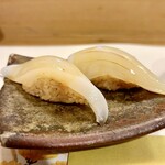 穴子料理と地酒 浅草 川井 - 墨烏賊の握り