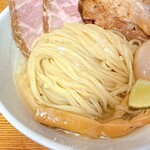 中華そば 秋山  - 麺