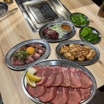 近江牛ホルモン畜産すだく - 