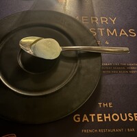 THE GATEHOUSE - 