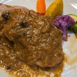 キッチン ブルー グローブ - タップリなソースで、ヒレ肉がみえません