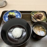片折 - 煮えばなとなめこ汁