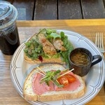 OVAL CAFE - 