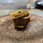 cuisine C - 土気からし菜のシフォンケーキに猪肉を挟んで。