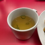 南海飯店 - かたい焼ソバのスープ