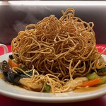 南海飯店 - かたい焼ソバの麺