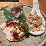 焼鳥 嘉とう - シュウマイ、鶏皮、ヨダレどり