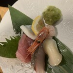 酒スタンド 魚蔵 - 241228金　大阪　酒スタンド 魚蔵　刺身5種盛り484円