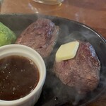 ステーキ＆ハンバーグ専門店　肉の村山 - ジュージュー！モクモク！で登場