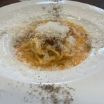 まずはカルボナーラかボロネーゼ - 