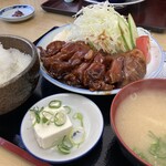定食・中華そば 万ぷく食堂 - 