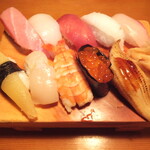 Yatai Zushi Tenri Eki Mae Cho - 