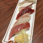 大衆酒場 まるちゃん - おまかせ寿司5貫